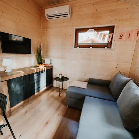 Wypoczywanko Pierwsza Linia Brzegowa 度假居 *