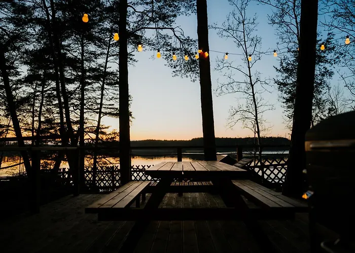 Wypoczywanko Pierwsza Linia Brzegowa * Borsk